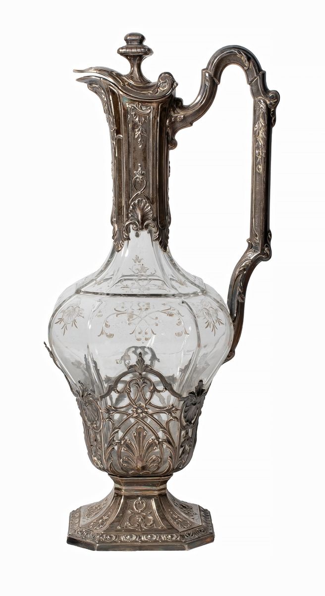 Null Kanne aus Silber und geschliffenem Kristall im Stil von Louis XV.
Punzen Mi&hellip;