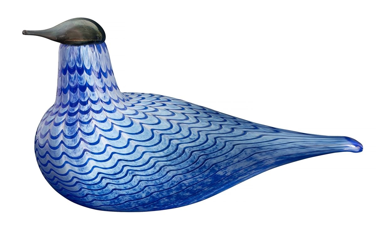 Oiva TOIKKA (1931-2019) 奥伊瓦-托伊卡(1931-2019)
Nuutajärvi吹制的蓝色camaieu玻璃鸟
已签名 
13 x 2&hellip;