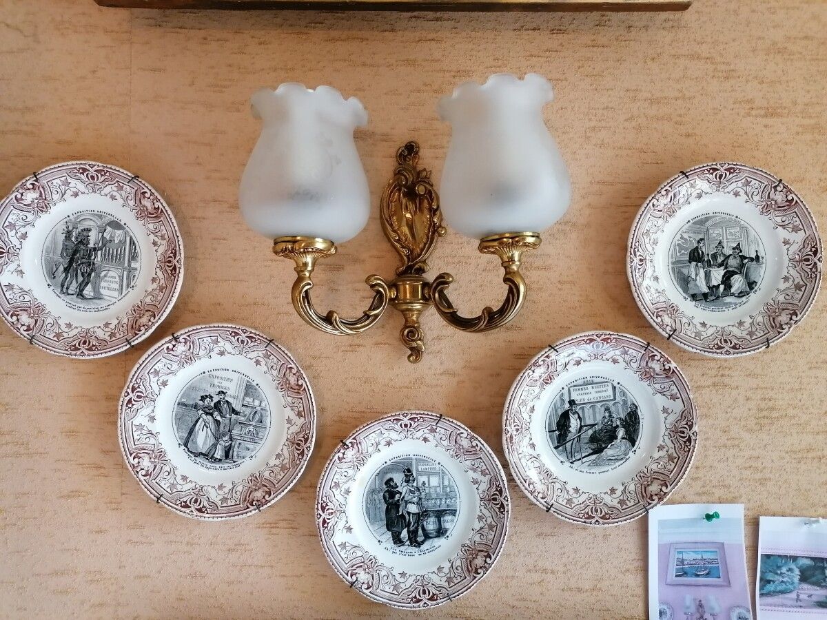 Null SARREGUEMINES- 套装5件精美的陶制甜点盘，有幽默感的装饰，世界展览。直径：20厘米