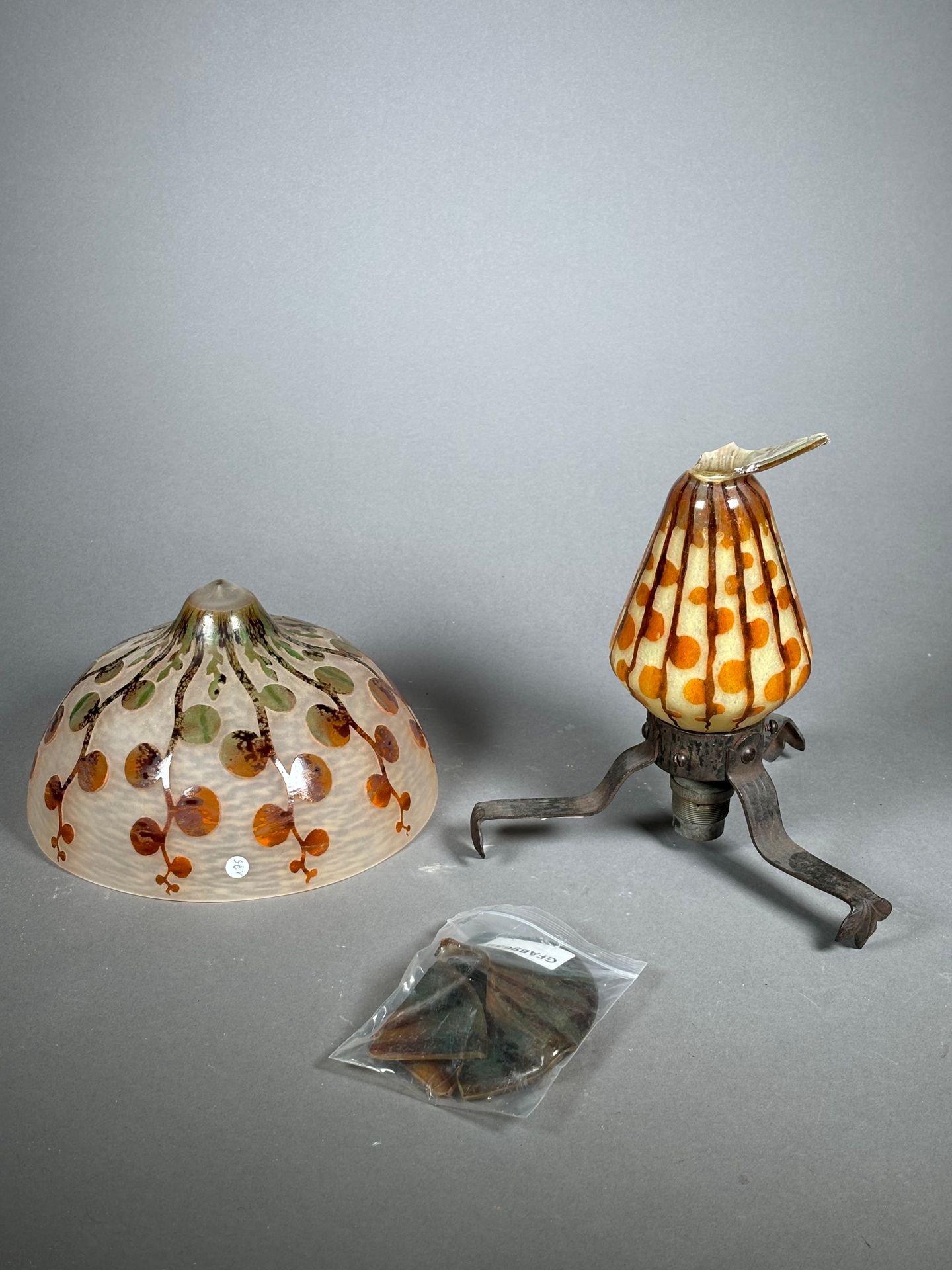 Null Französisches Glas 
Lampe mit Dekor "monnaie du pape" aus mehrschichtigem, &hellip;