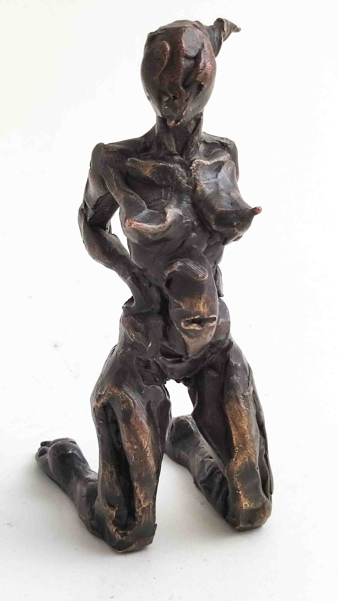Null Statue en bronze de Natasja Bennink signée sur la jambe gauche, dimensions &hellip;