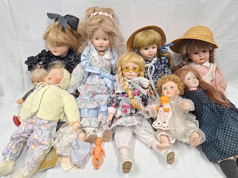 Null XL Ensemble de poupées de collection, divers. Marques, avec entre autres Go&hellip;