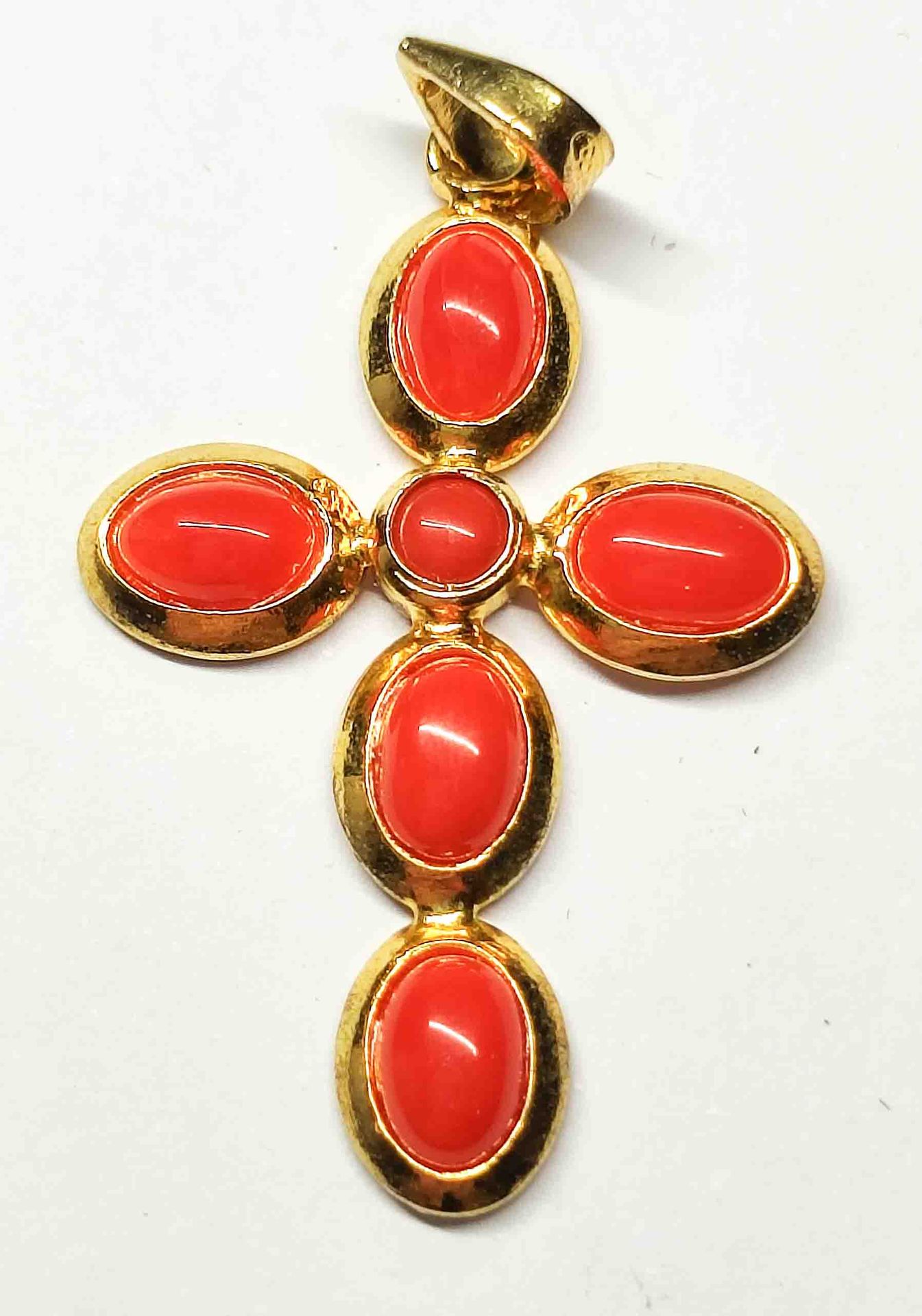 Null Croix antique en argent 835 plaqué or avec garniture rouge, corail ? dimens&hellip;