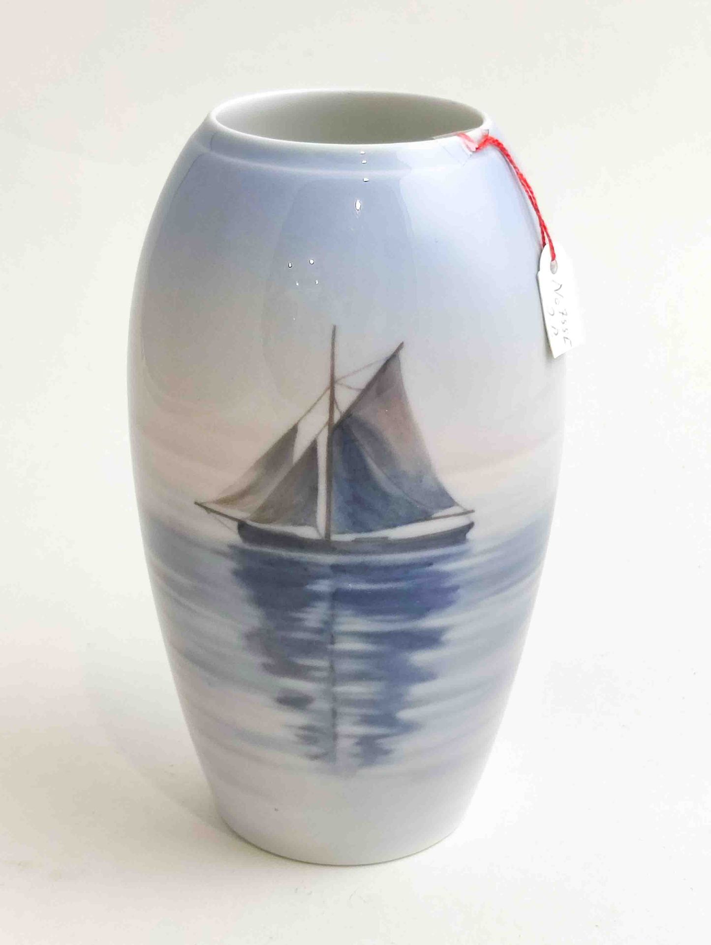 Null Ancien vase en porcelaine Bing & Gröndahl, vers 1930, dimensions env. 17,5c&hellip;
