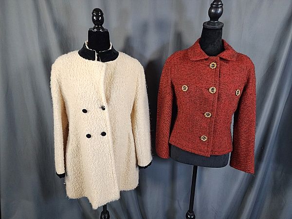 Null 2 giacche da donna vintage c1950
2 giacche da donna vintage del 1950 circa.&hellip;