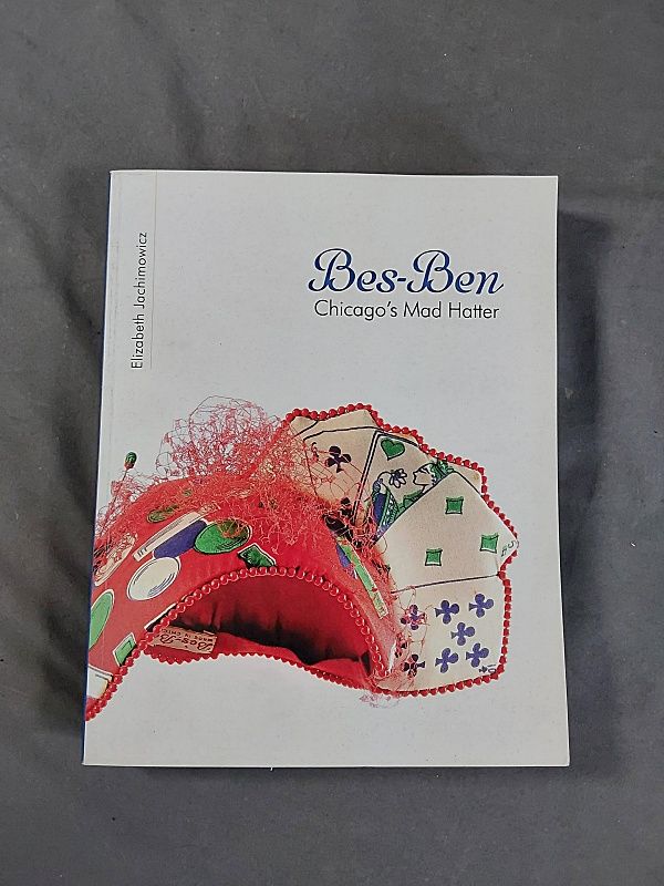 Null El Sombrerero Loco de Bes-Ben Chicago por Elizabeth Jachimowicz
Una copia d&hellip;