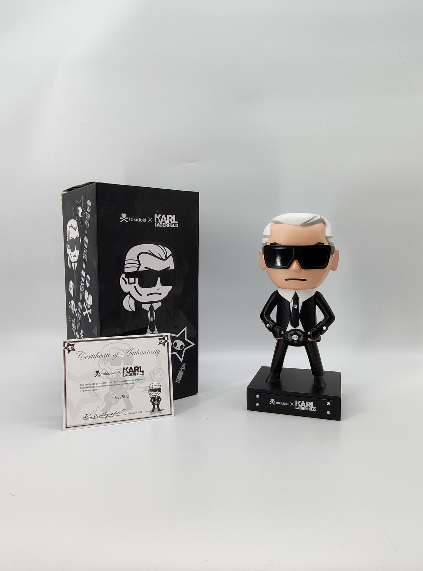 Null Tokidoki X Karl Lagerfeld.
Kl strass.
With authenticity card, numbered 157/&hellip;