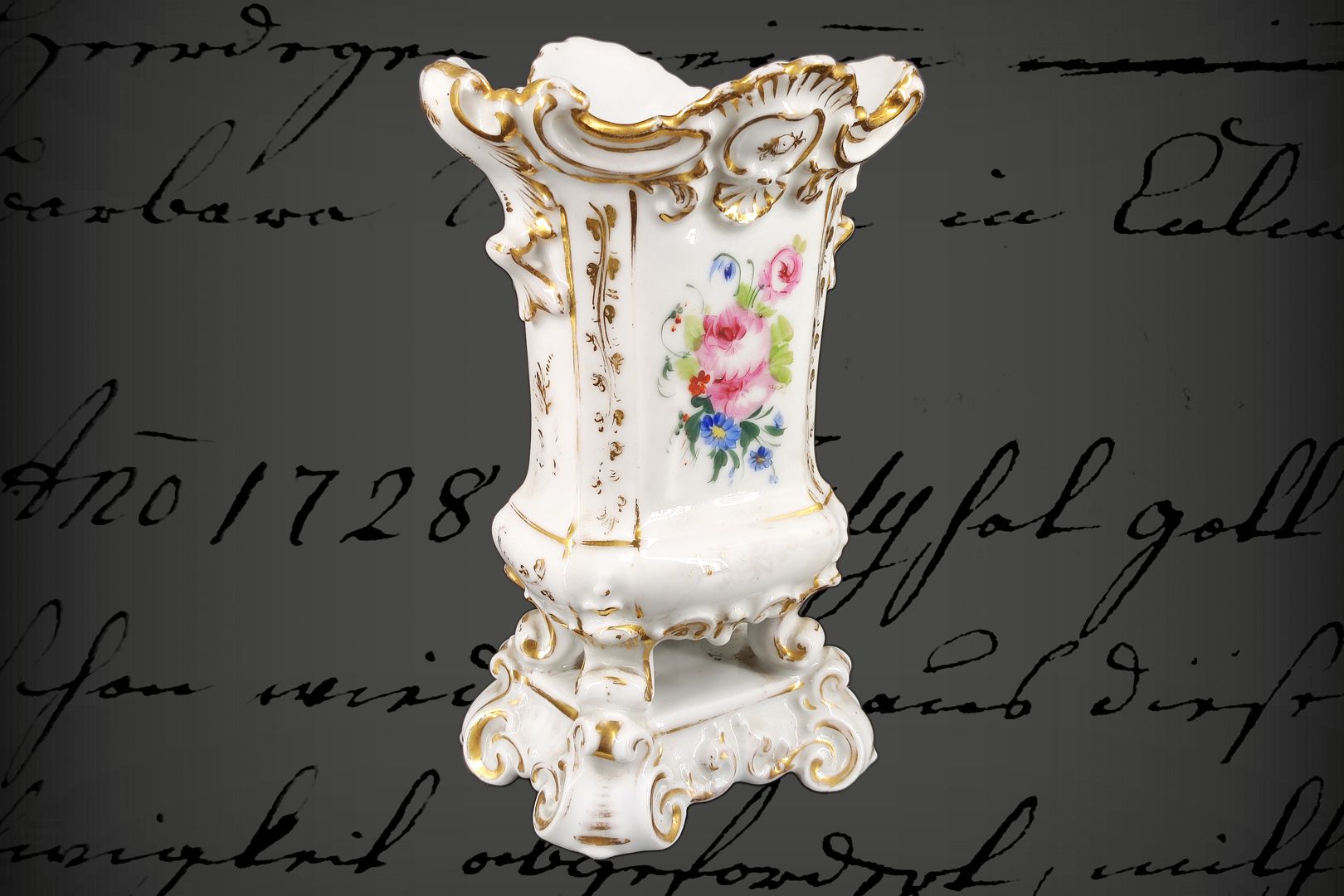 Null Vase sur pied Biedermeier, avec motif floral, 19e siècle, H 19 cm
