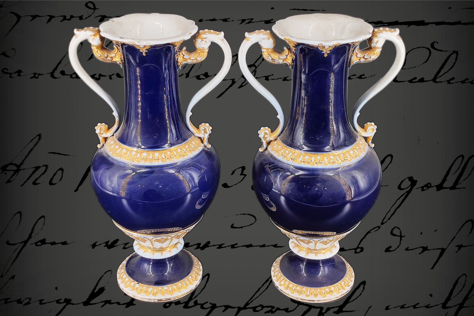Null Paire de vases à anse Meissen, 19e siècle, avec marque d'épée, cobalt/or, H&hellip;