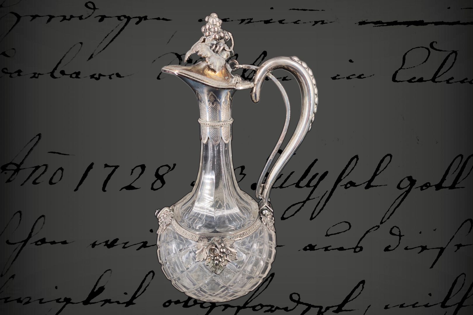Null Carafe en cristal taillé, avec monture en argent, 19e siècle, 13 trous, Str&hellip;