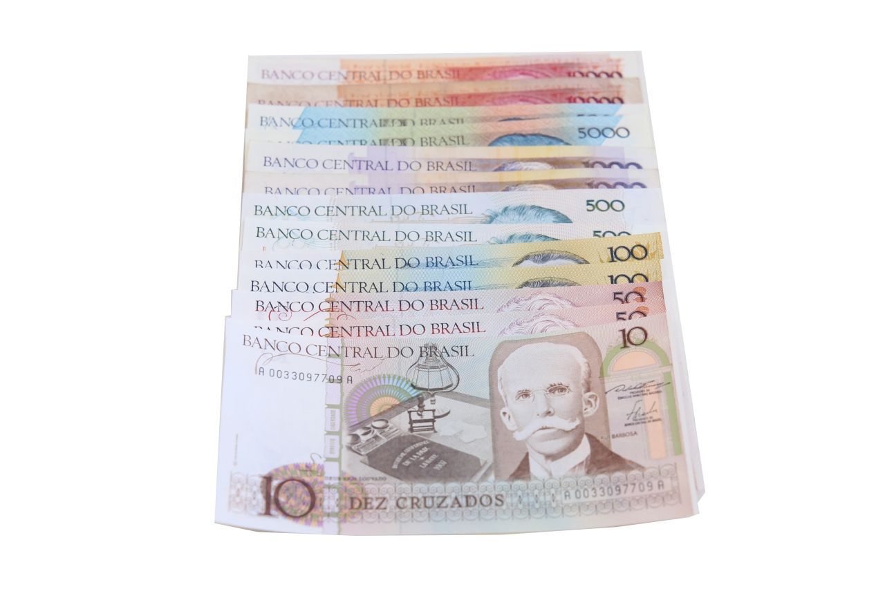 Paper Money - Brasil 13 expl. 10, 50, 100, 500, 1000, 5000, 10.000 Cruzados ND(1&hellip;