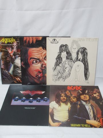 Null Lot de 5 vinyles 33 tours : Anthrax (2), ACDC, Aerosmith (2)