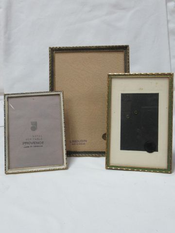 Null Set of 3 metal photo frames. From 12 to 20 cm