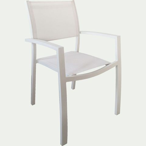 Null ALINEA (新产品) ELSA Textilene堆叠花园椅，带扶手，白色 Alinéa