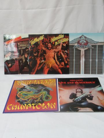 Null Posten von 5 LPs : Telephone, Ted Nugent, Thin Lizzy (2), Trash