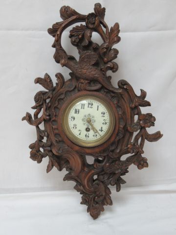 Null In the taste of the Black Forest, wall clock in carved wood. 54 cm