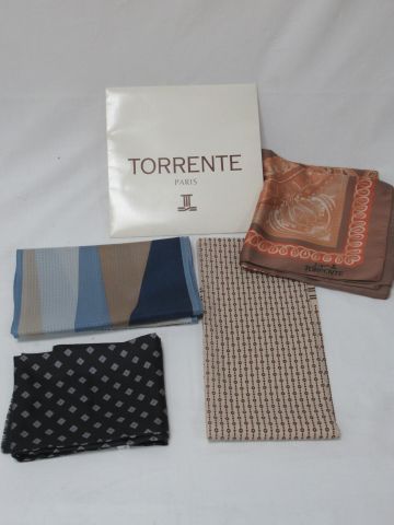 Null Lot including a TORRRENTE fabric square, two silk scarves and a silk crepe &hellip;