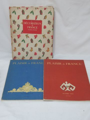 Null Plaisir de France，包括1952年11月和10月的两本杂志，一本《法国的装饰》，1949年。
