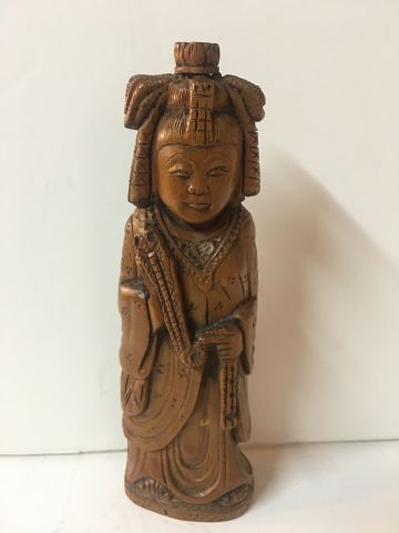 Null CHINA Antike geschnitzte Holzstatuette der Göttin Guanyin H16 cm D 5 cm