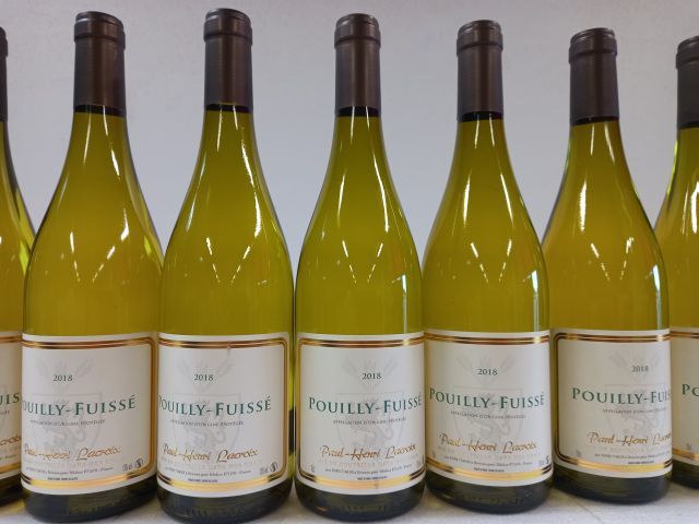 Null 9 Flaschen weißen Burgunders. 2018. Pouilly-Fuissé. Paul Henri Lacroix