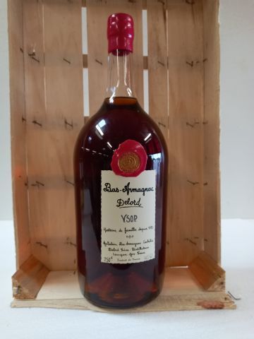 Null Pot (250cl) Bas Armagnac. VSOP. Delord family since 1893. 40% vol.