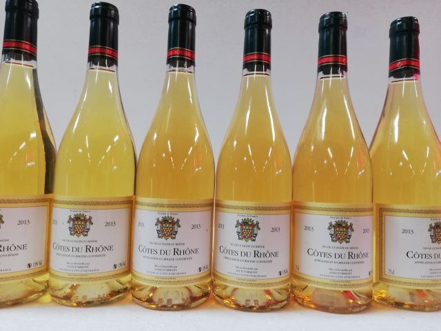 Null 7 bouteilles de Côtes du Rhône Blanc. 2013. Cru de la Vallée du Rhône. Loui&hellip;