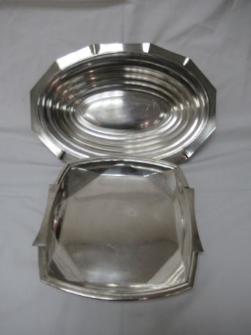 Null Set of two silver plated metal baskets. Art deco model. 22-33 cm