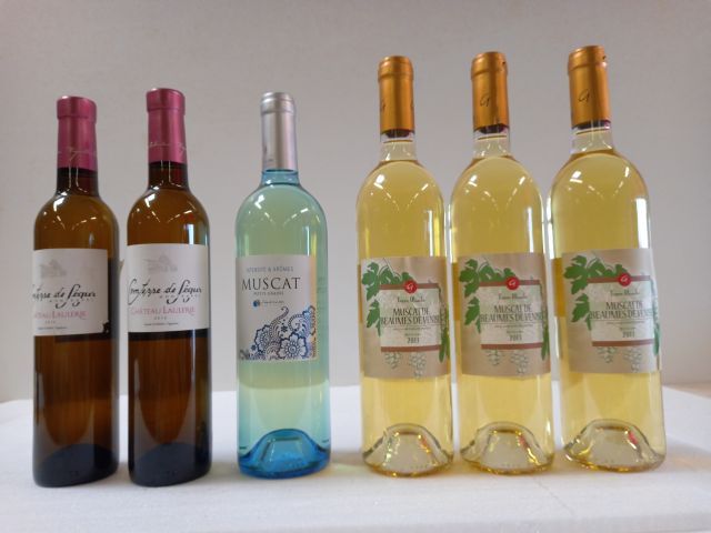 Null Charge von 6 Flaschen : 



3 Beaume de Venise. Süß. 2013. Les Terres Blond&hellip;