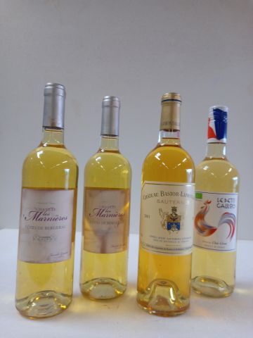 Null Set di 4 bottiglie: 

1 Sauternes Château Bastor Lamontagne. 2001. Cru di S&hellip;