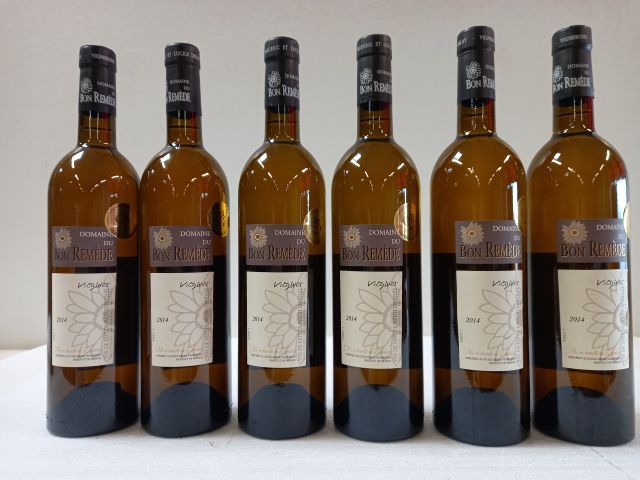 Null 6 bottles of Domaine du Bon Remède. 2014. Gold medal. Guide Hachette select&hellip;