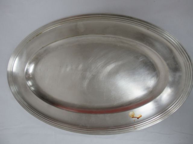 Null CHRISTOFLE Oval silver plated dish. Length: 51 cm