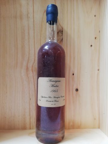 Null Eine Flasche Bas Armagnac. Mader. 1965. 70cl. 40% vol.