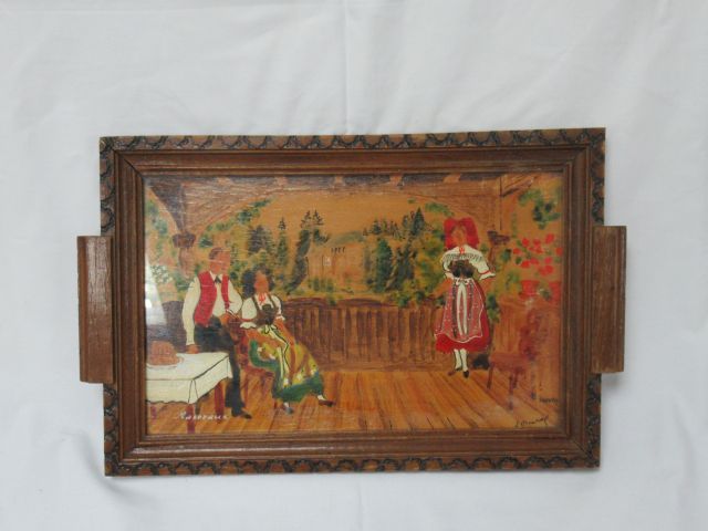 Null Painted wooden tray. Signed Souval. 20 x 34 cm