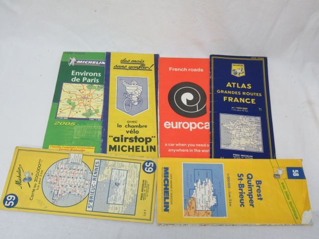 Null Lot de 6 cartes routières (dont Michelin). Circa 1960 à 2000.