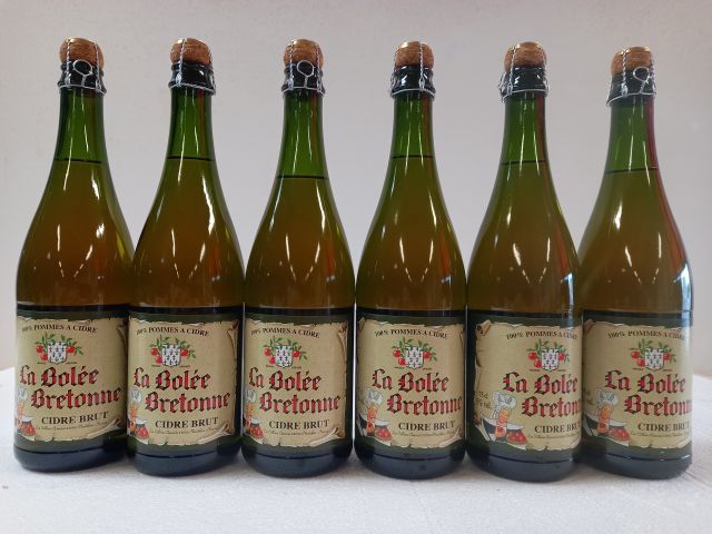 Null 6 botellas de sidra bretona. La Bolée bretonne. Brut. 100% manzanas de sidr&hellip;