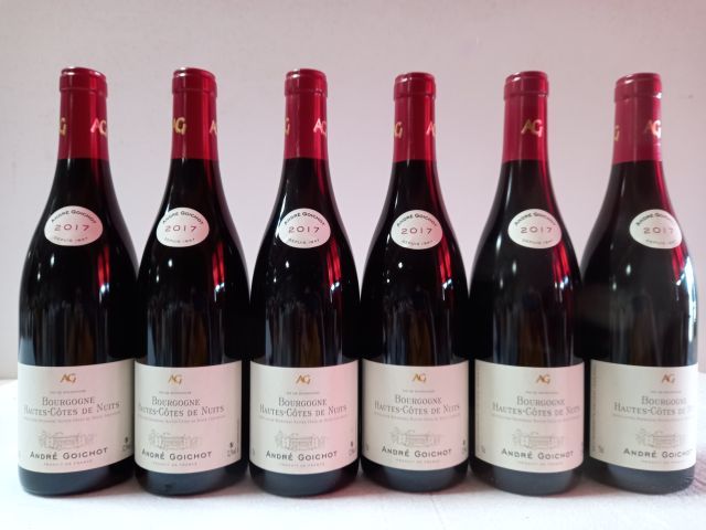 Null 6 bouteilles de Hautes Côtes de Nuits. 2017. André Goichot. Bourgogne