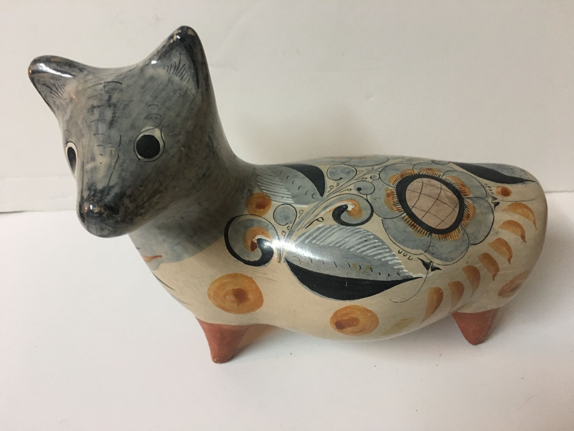 Null MEXICO - Lacquered terracotta cat with polychrome flower motifs (traditiona&hellip;