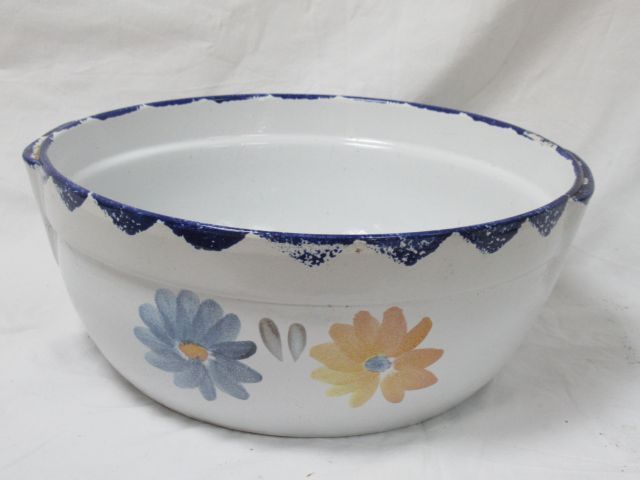 Null Large ceramic salad bowl with polychrome decoration, 14 x 32 cm