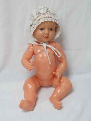 Null PETITCOLLIN Puppe aus Zelluloid. 37 cm Ca. 1960.