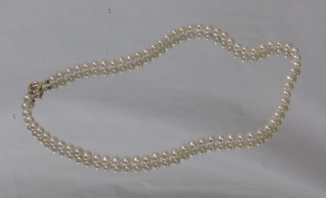 Null Collier en perles de cultures, fermoir en or 18K. Long.: 36 cm (ouvert)