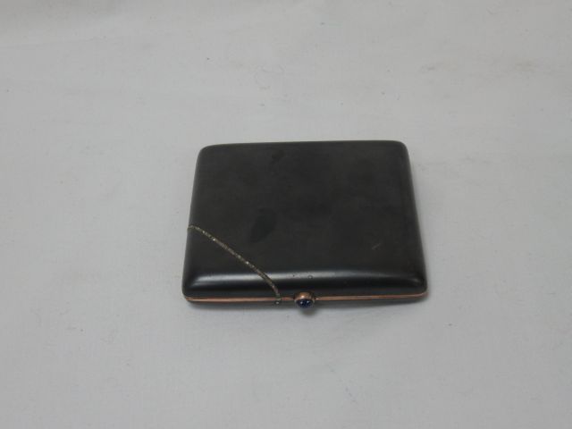 Null Boîte à cigarettes en métal. 8 cm