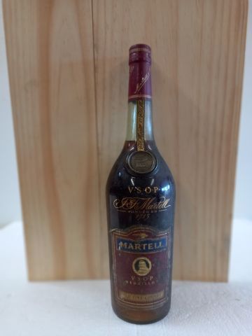 Null Très vieille bouteille (100cl ) Cognac Martell Old Fine Cognac VSOP Fondé e&hellip;