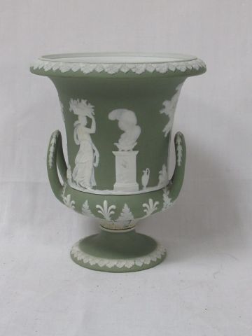 Null WEDGEWOOD Vase Médicis en bisuit. Haut.: 15 cm