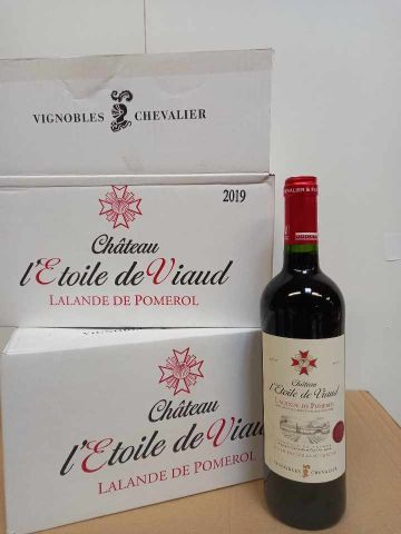 Null 10 Flaschen Lalande de Pomerol 2019 Grande Année Château l'étoile de Viaux &hellip;