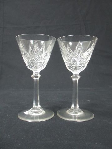 Null BACCARAT, modelo Louvois, par de copas de cristal tallado. Altura: 13 cm
