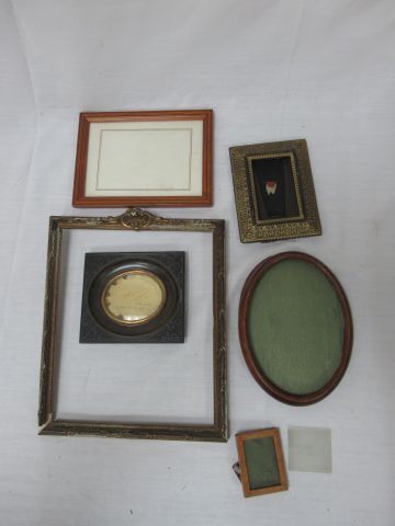 Null Lot of small wooden frames, leather. 7-29 cm (accidents)