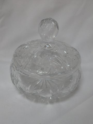 Null Bonbonnière en cristal taillé, 13 x 11 cm