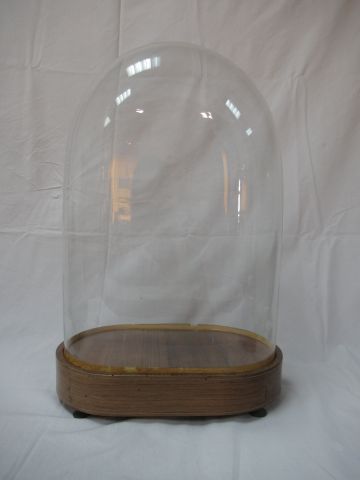 Null Globe de pendule en verre avec son socle en bois marquetté, époque CharlesX&hellip;