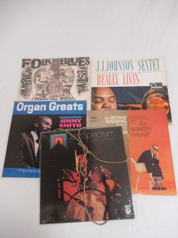 Null Lot of 5 - LPs including Jazz and Folk