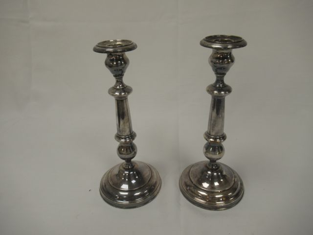 Null Pair of silver plated bronze candle holders - Height 18 cm